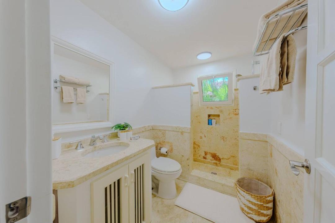 Photo of Bathroom in Altos de la Marina