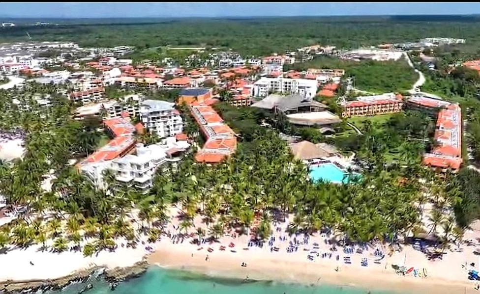 Photo of Others in Dominicus
