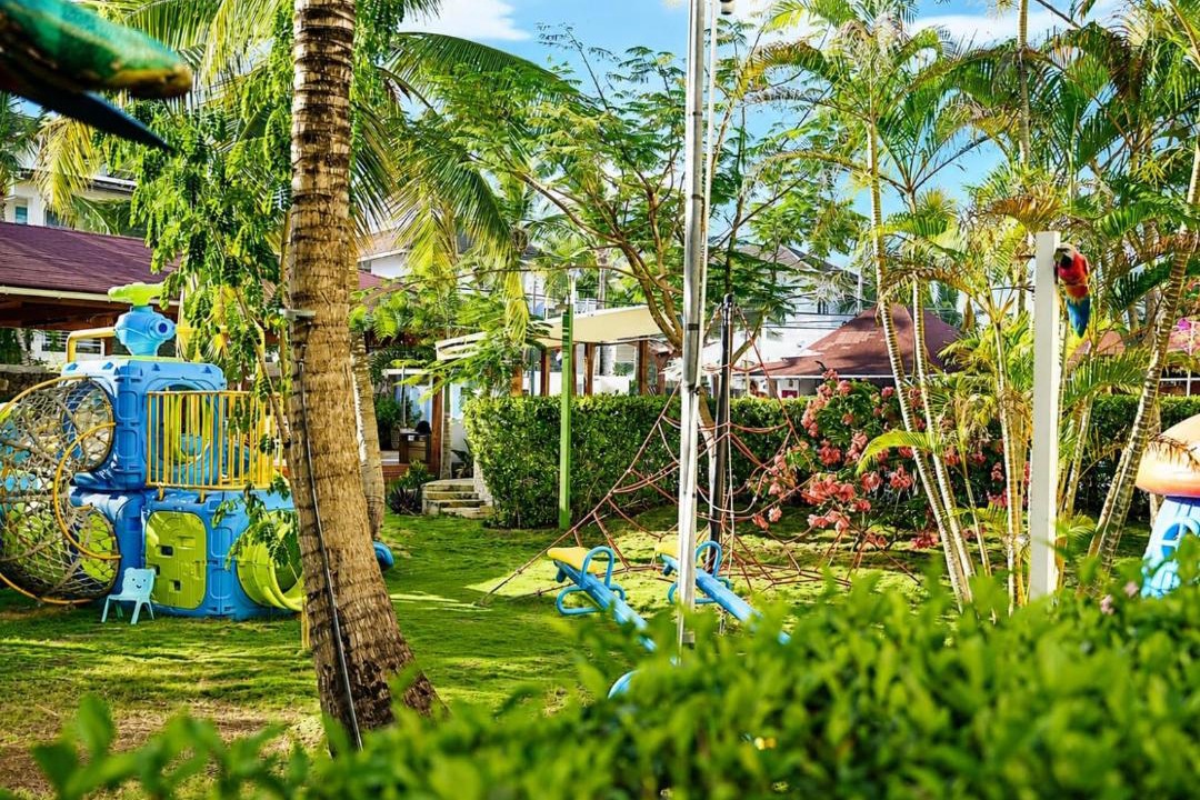 Photo of Others in Dominicus