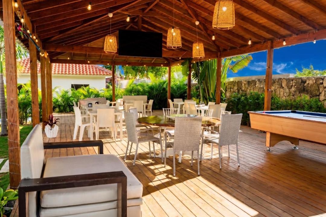 Photo of Others in Dominicus