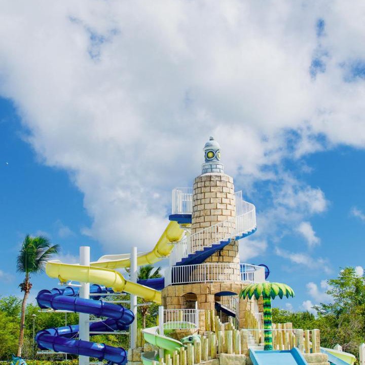 Photo of Others in Dominicus