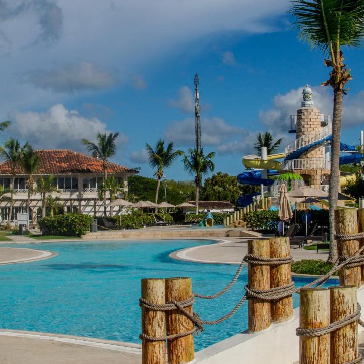Photo of Others in Dominicus