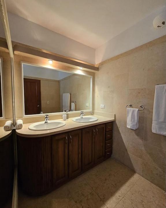 Photo of Bathroom in Los Altos