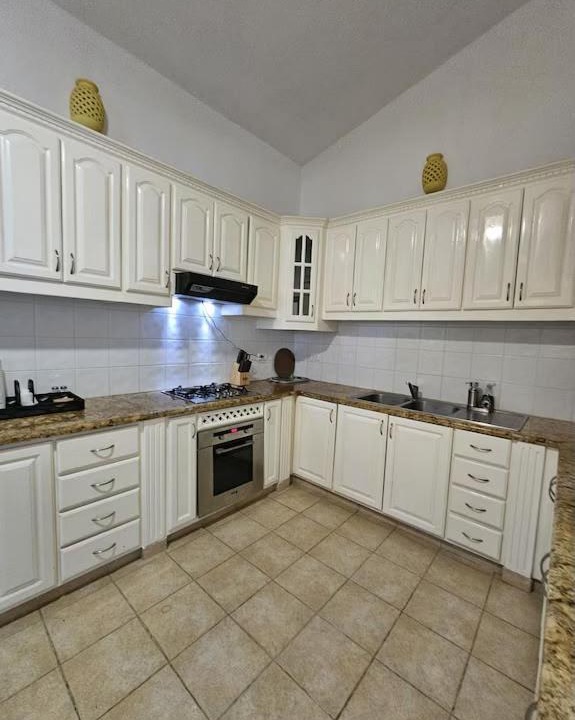 Photo of Kitchen in Los Altos