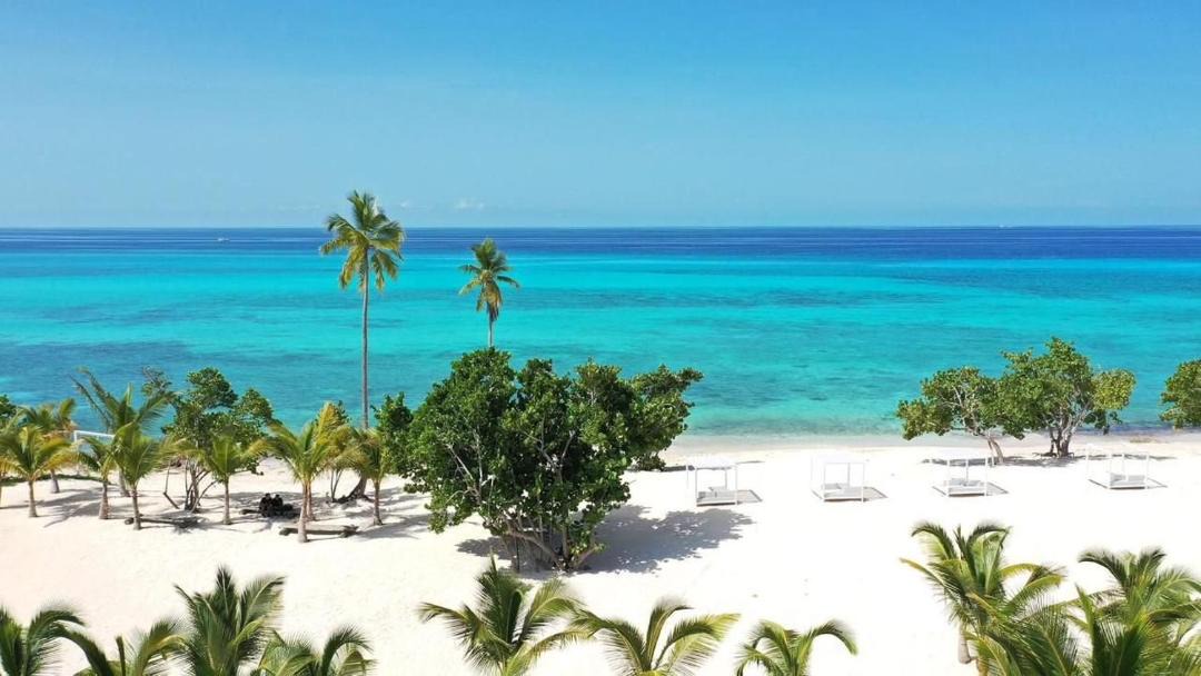 Photo of Others in Dominicus