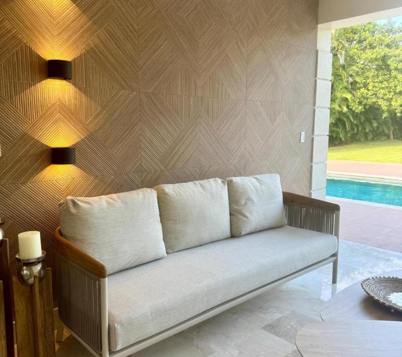Photo of Livingroom in Los Altos