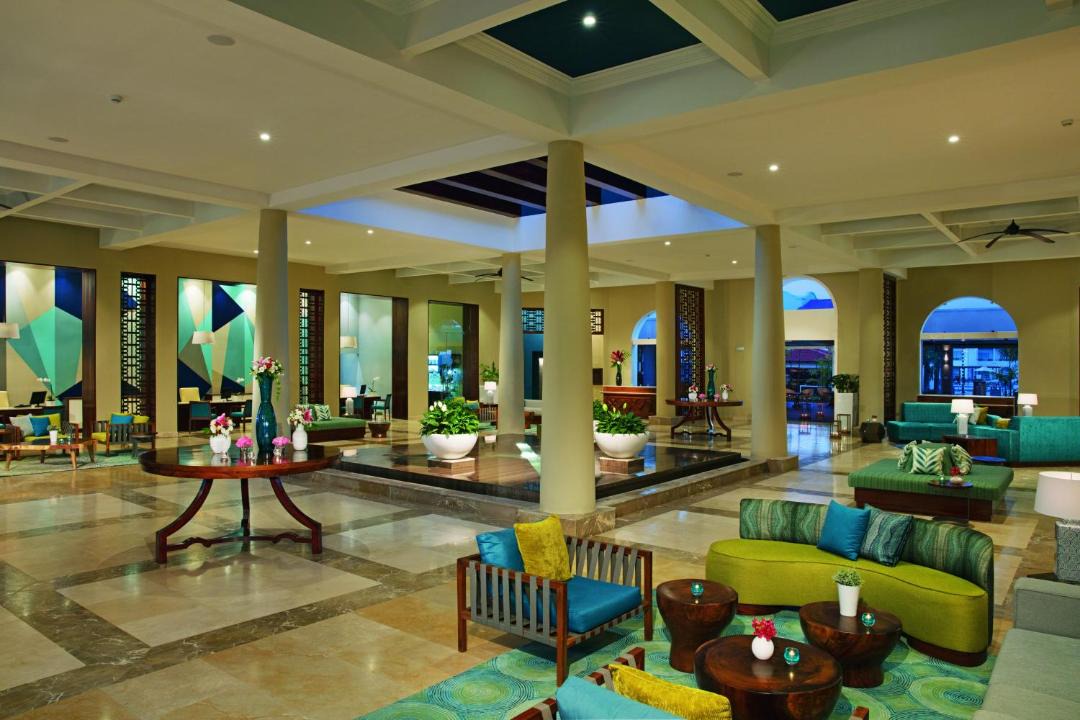 Photo of Others in Dominicus