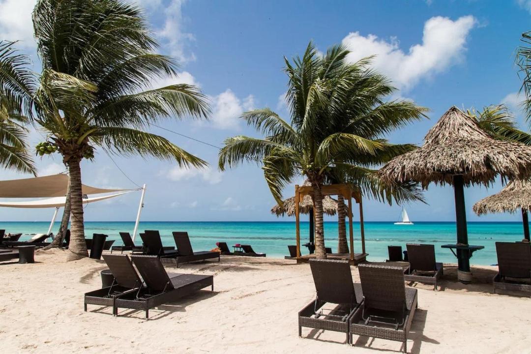 Photo of Others in Dominicus