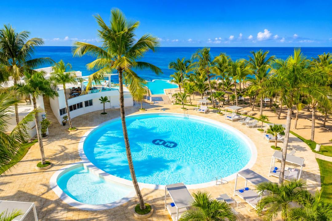 Photo of Others in Dominicus