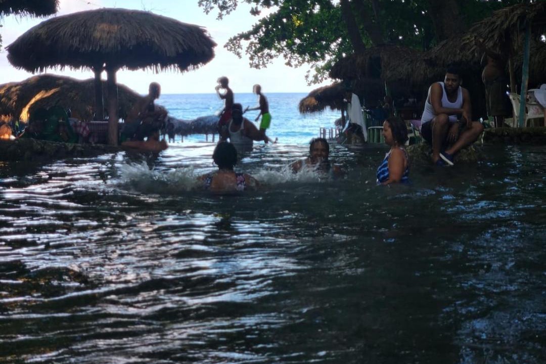 Photo of Others in Paraiso