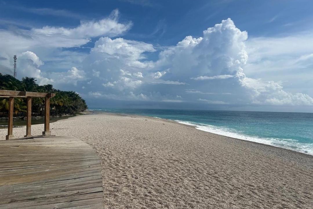 Photo of Others in Paraiso