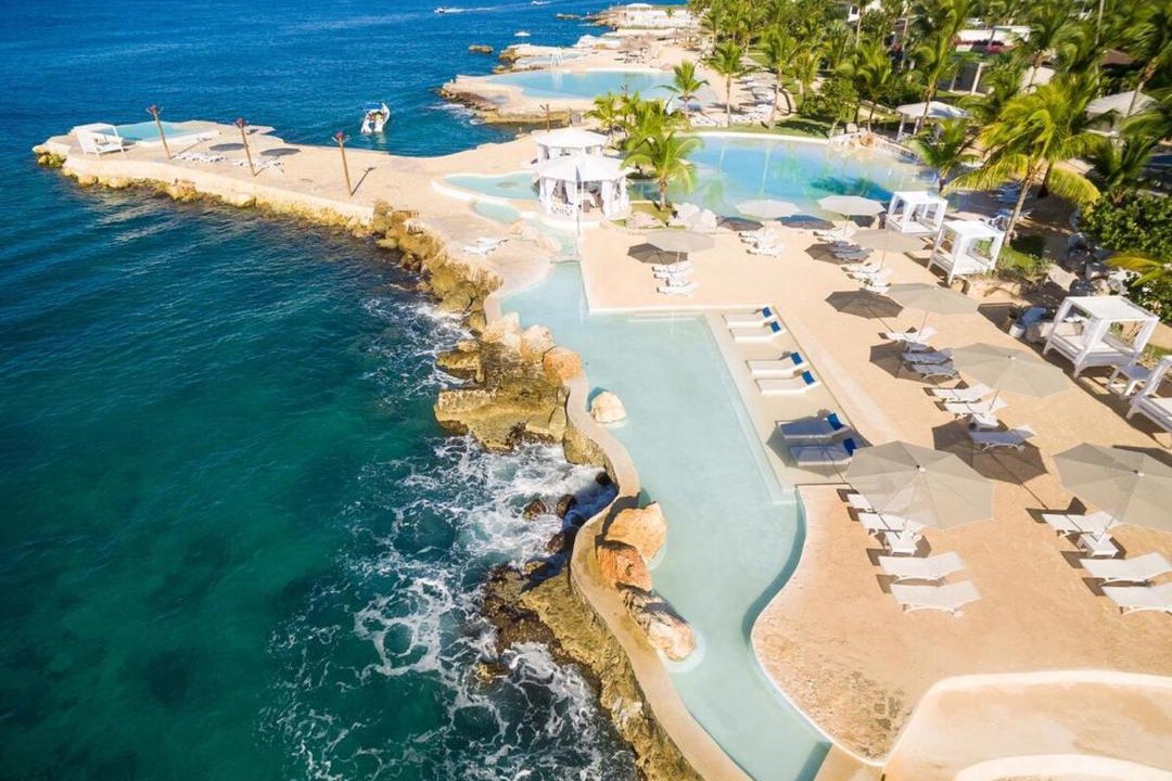 Photo of Others in Dominicus