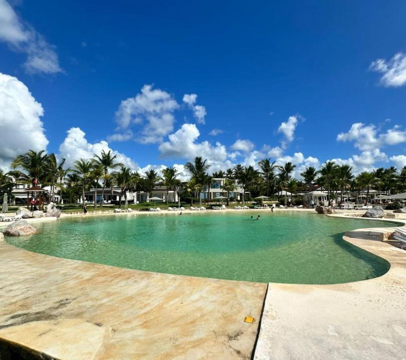 Photo of Others in Dominicus