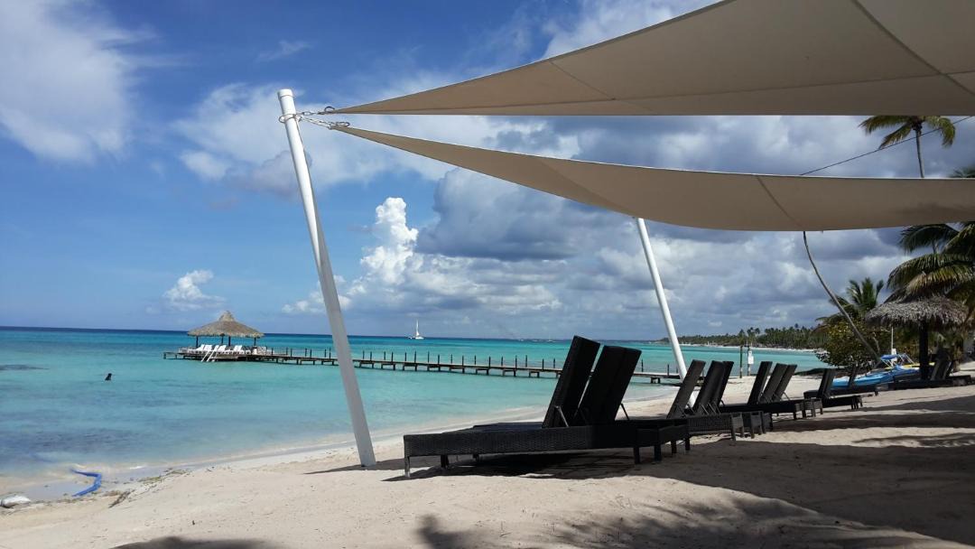 Photo of Others in Dominicus