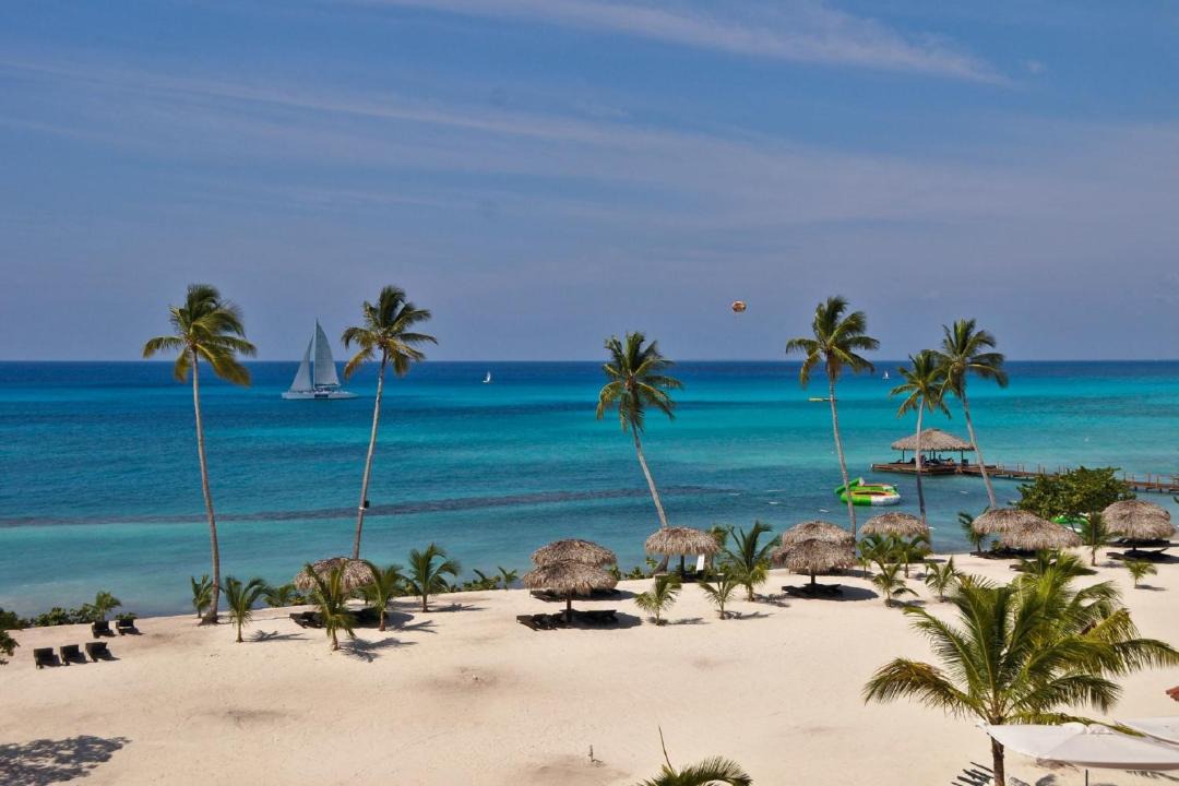 Photo of Others in Dominicus
