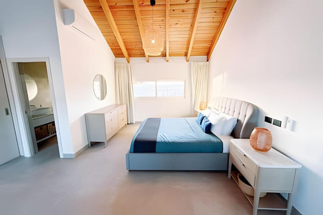 Photo of Others in Dominicus
