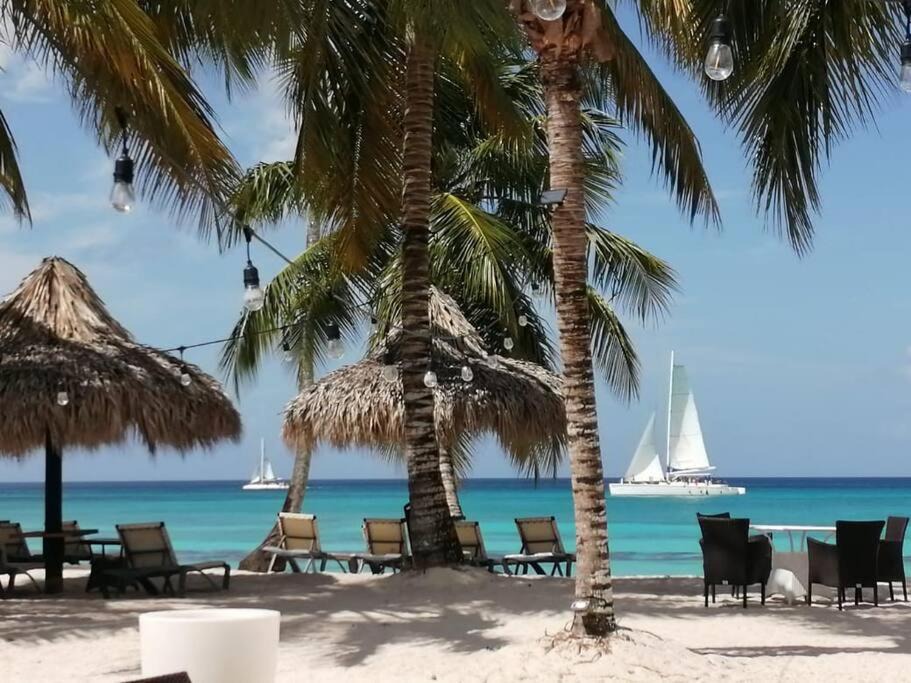 Photo of Others in Dominicus