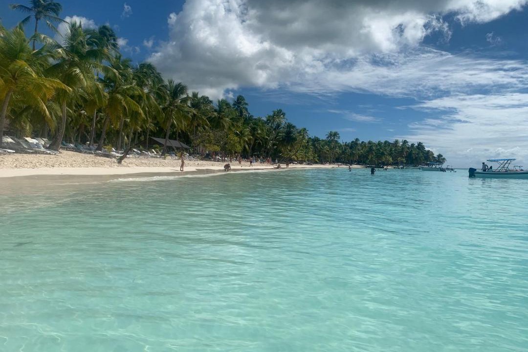 Photo of Others in Dominicus