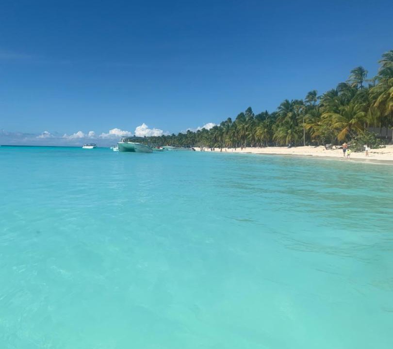Photo of Others in Dominicus
