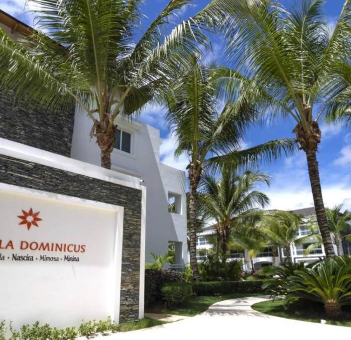 Photo of Others in Dominicus