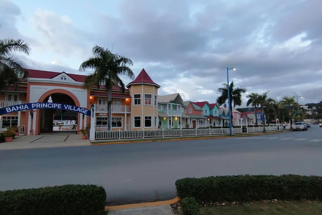 Photo of Others in Samana