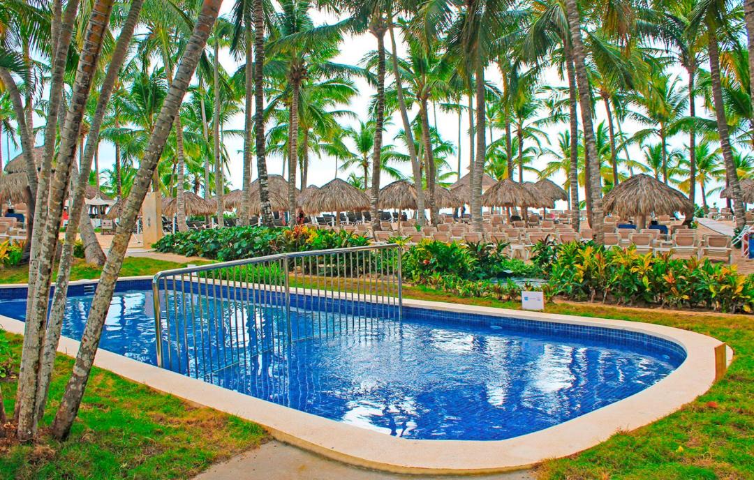 Photo of Others in Dominicus