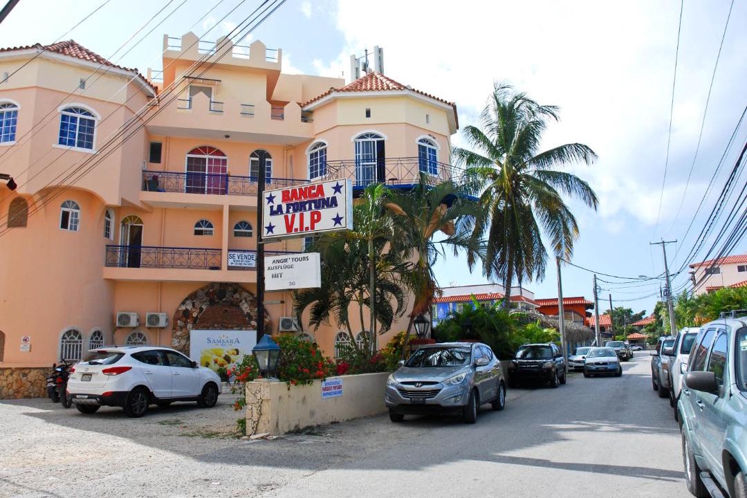 Photo of Others in Dominicus