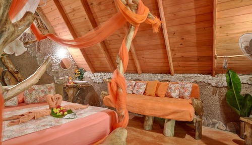 Romantic Cabin