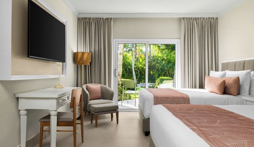 Standard Room, 2 Queen Beds (Tropical View)