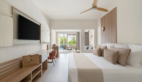 Preferred Club Junior Suite Swim Out King