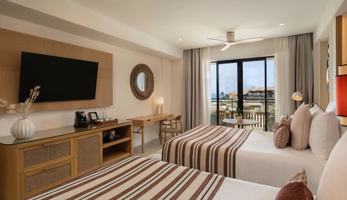 Preferred Club JR Suite Partial Ocean View - DBL