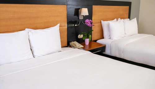 Room, 2 Queen Beds, Non Smoking
