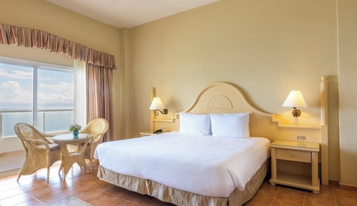 Deluxe Double Room, Sea View (3 pax)