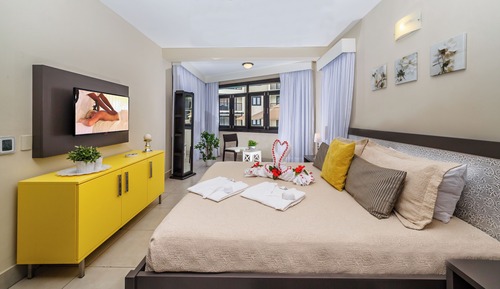 Royal Suites