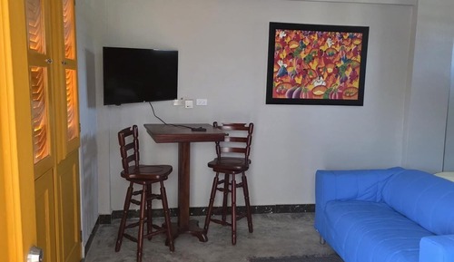 Family Room, 1 King Bed with Sofa bed, Balcony, Courtyard View