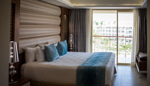 Mirage Club Sky View Suite Roof Top with Outdoor Jacuzzi