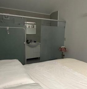 Deluxe Room (2 Adults + 1 Child)