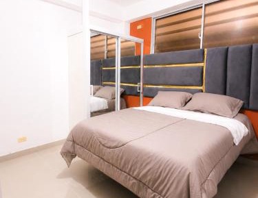 Standard Queen Room