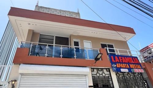 Three-Bedroom Deluxe Apartment