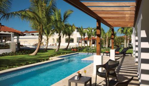 Preferred Club Master Suite Swim Up