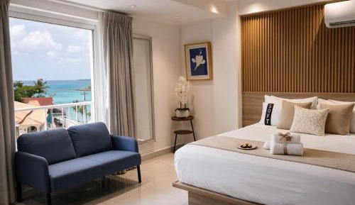 Deluxe Double Room with Balcony and Sea View