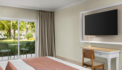 King Room with Tropical View - Adults Only