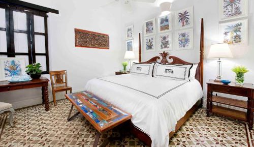 Grand King Room with Courtyard Access