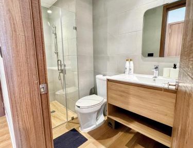 Studio Apartment with Queen Bed