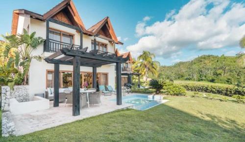 Villa with Private Pool