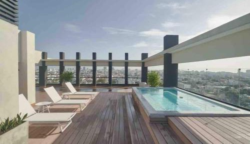 Four-Bedroom Penthouse Apartment