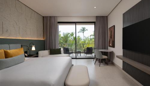 King Room with Tropical View