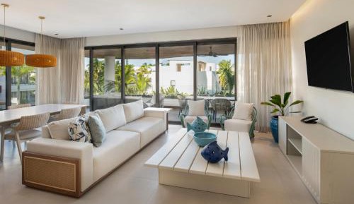 Two-Bedroom Villa with Spiral Staircase and Terrace
