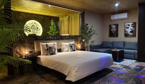 Suite with City View