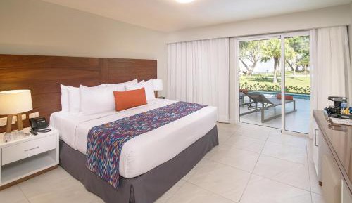 Swim out Room 18+